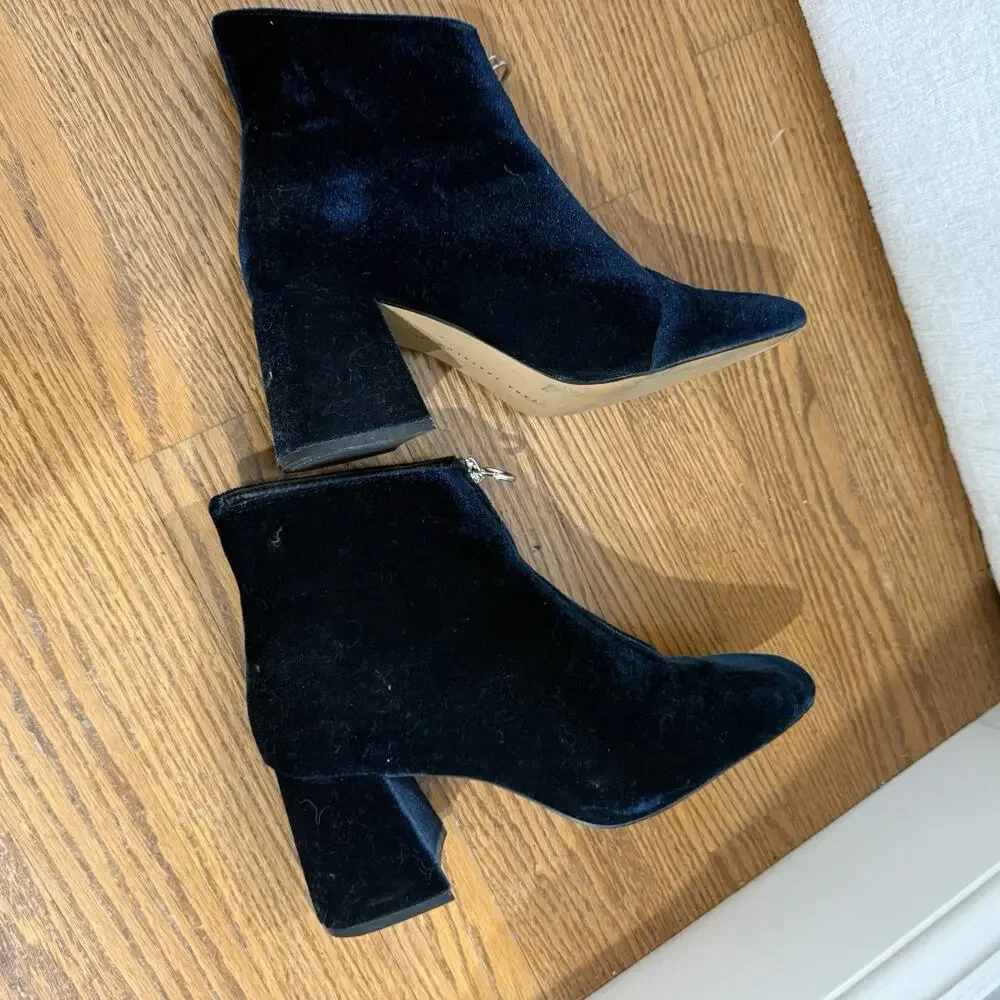 Zara Trafaluc Blue Suede Velvet Ankle Boots Front Zip Shoes EU 39 Quiet Luxury